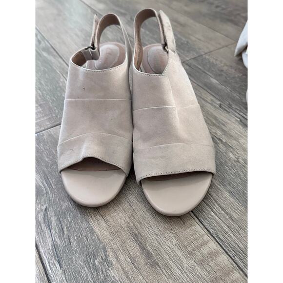 Clarks Ralene Shine Suede Sling Back Open Toe Heeled Strappy Sandals Size 8.5 - Picture 1 of 5